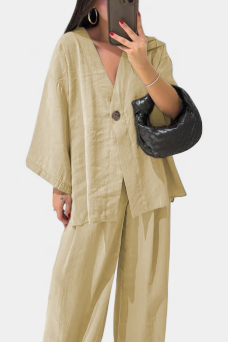 Eli Oversized Set with V-Neck Top and Straight Pants