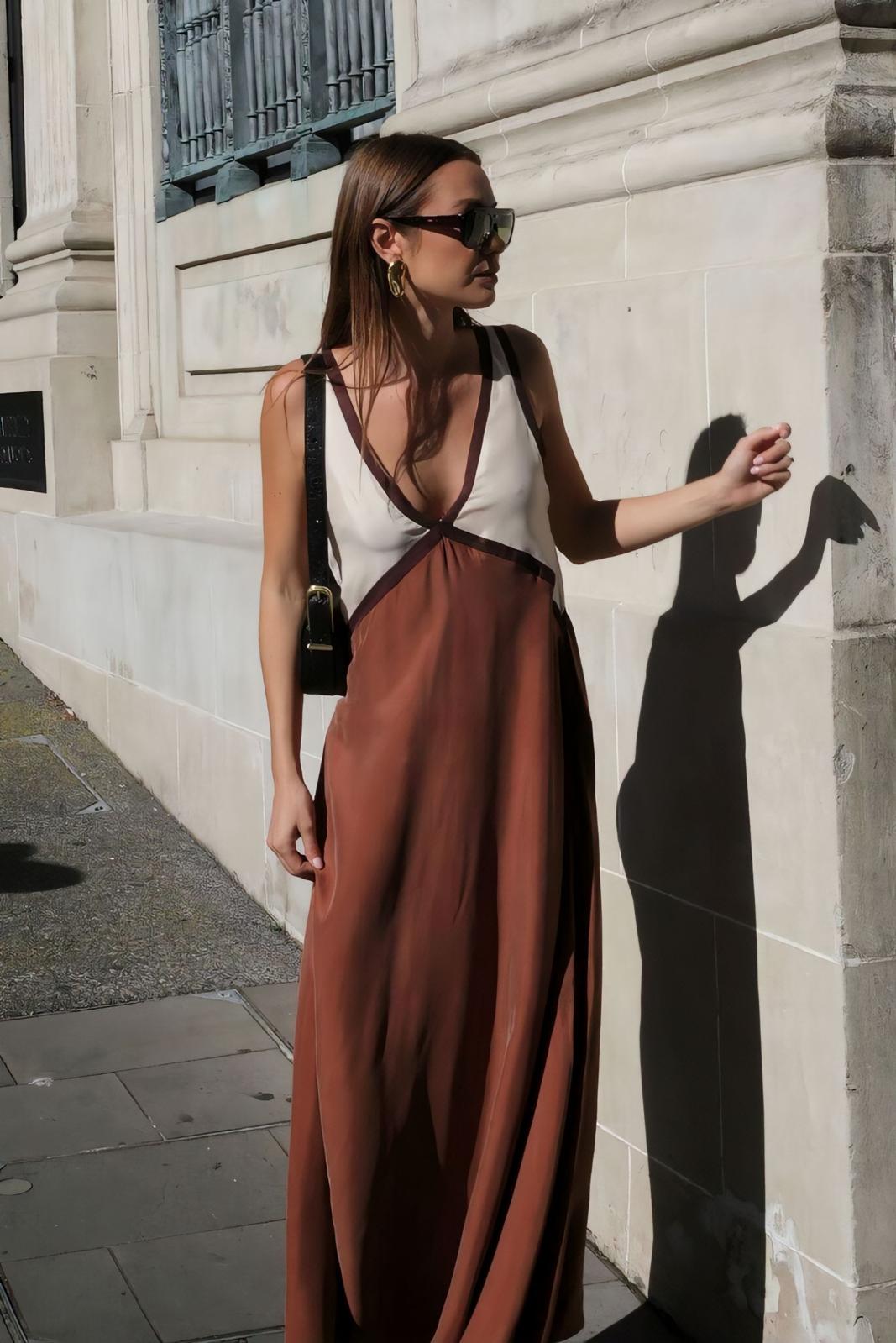 Elena - Sleeveless Midi Dress