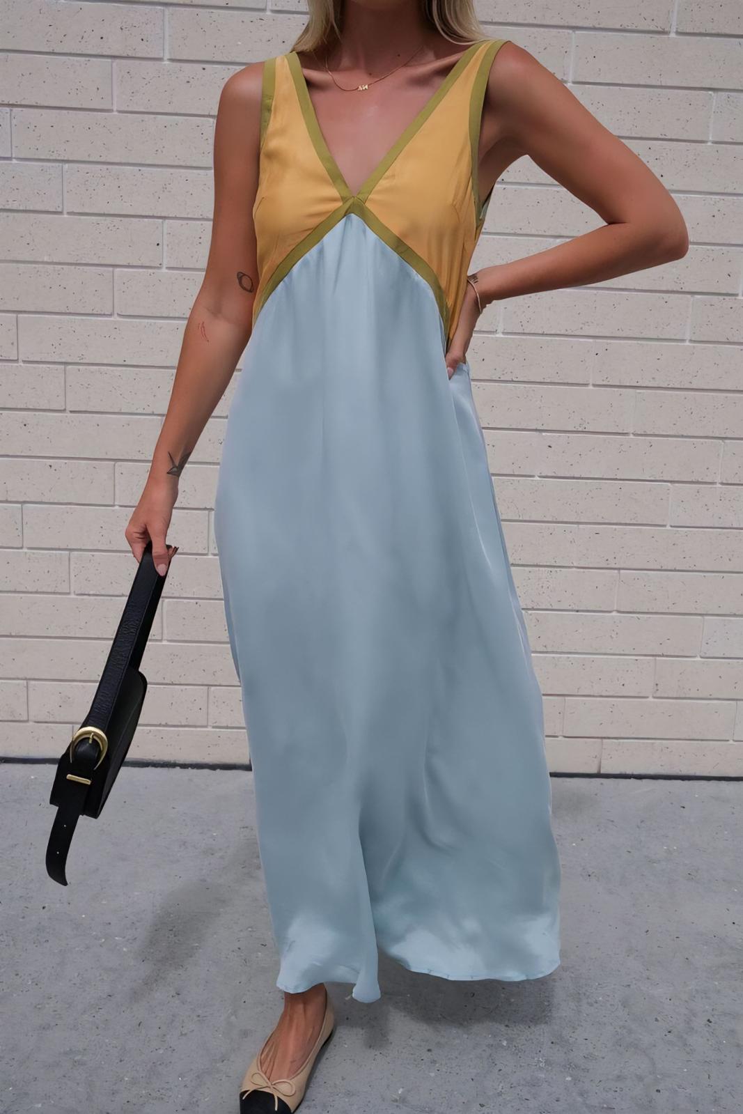 Elena - Sleeveless Midi Dress