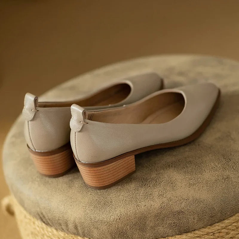 Solenza™| Helen Classic Pumps