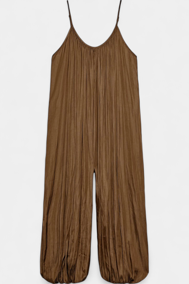Lucy | Long Pleated Jumpsuit with Relaxed Silhouette