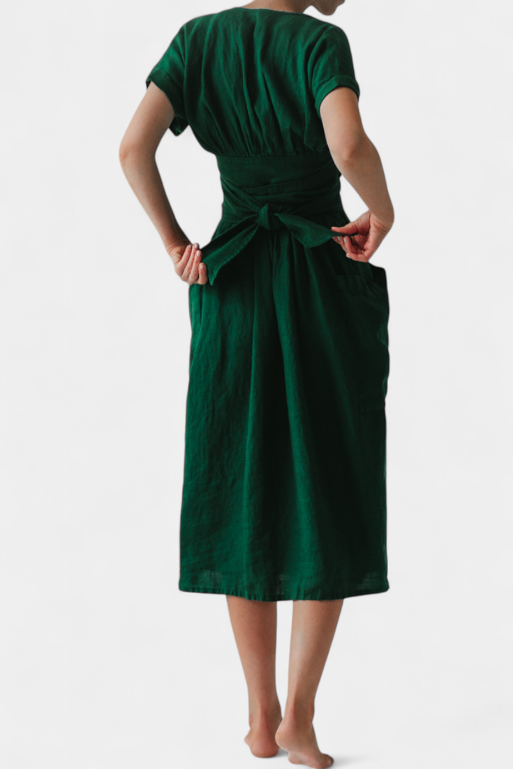 Cressida | Exclusive Dress with V-Neck and Adjustable Waist