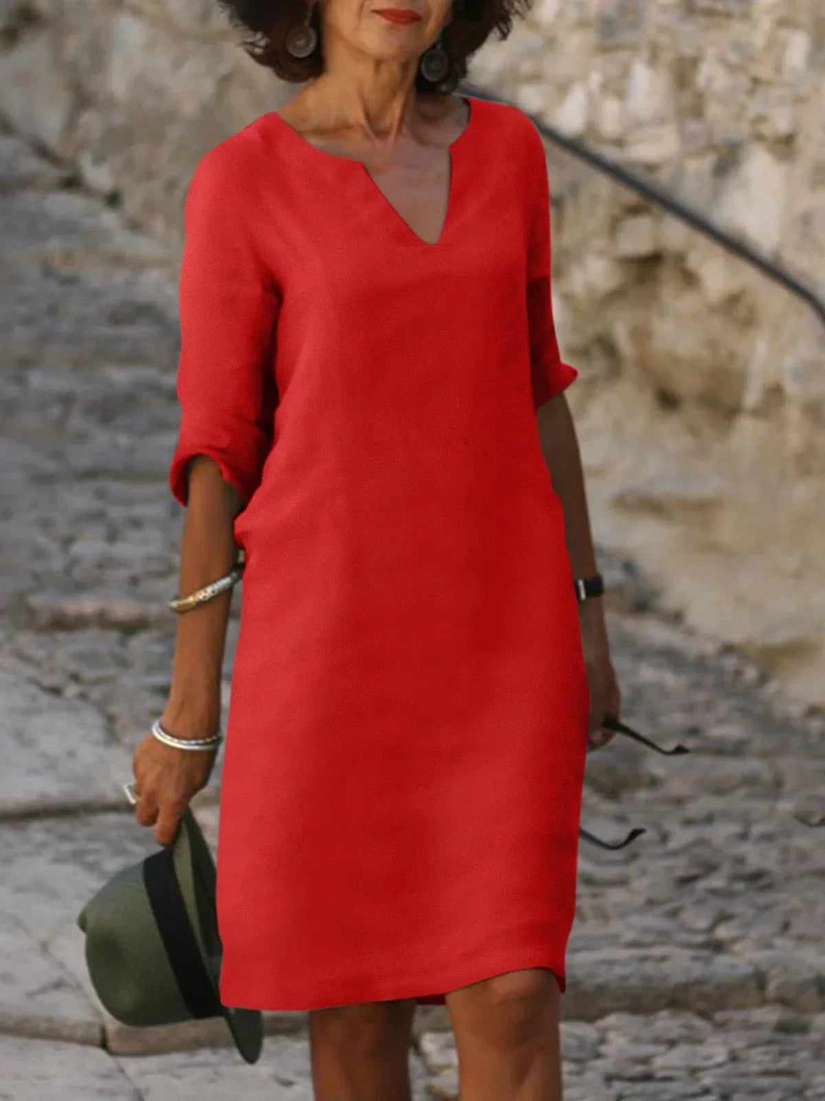 Saoirse | V-neck dress that conceals the belly