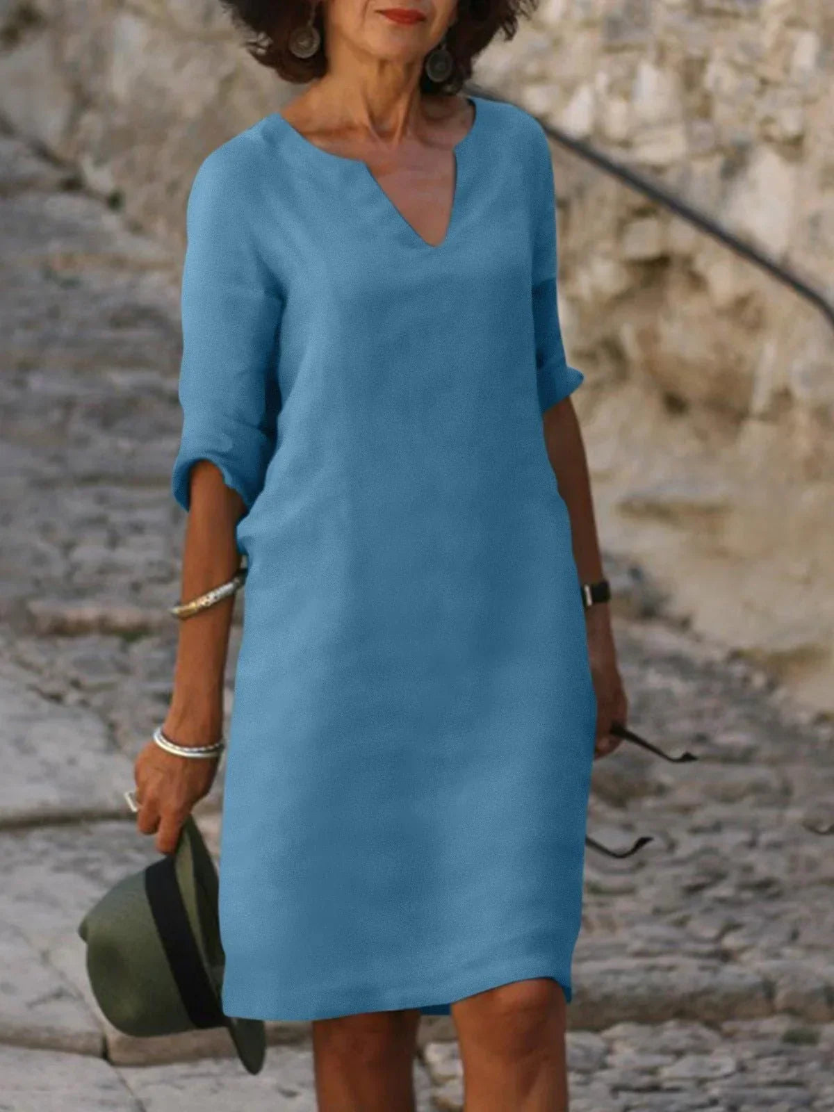 Saoirse | V-neck dress that conceals the belly