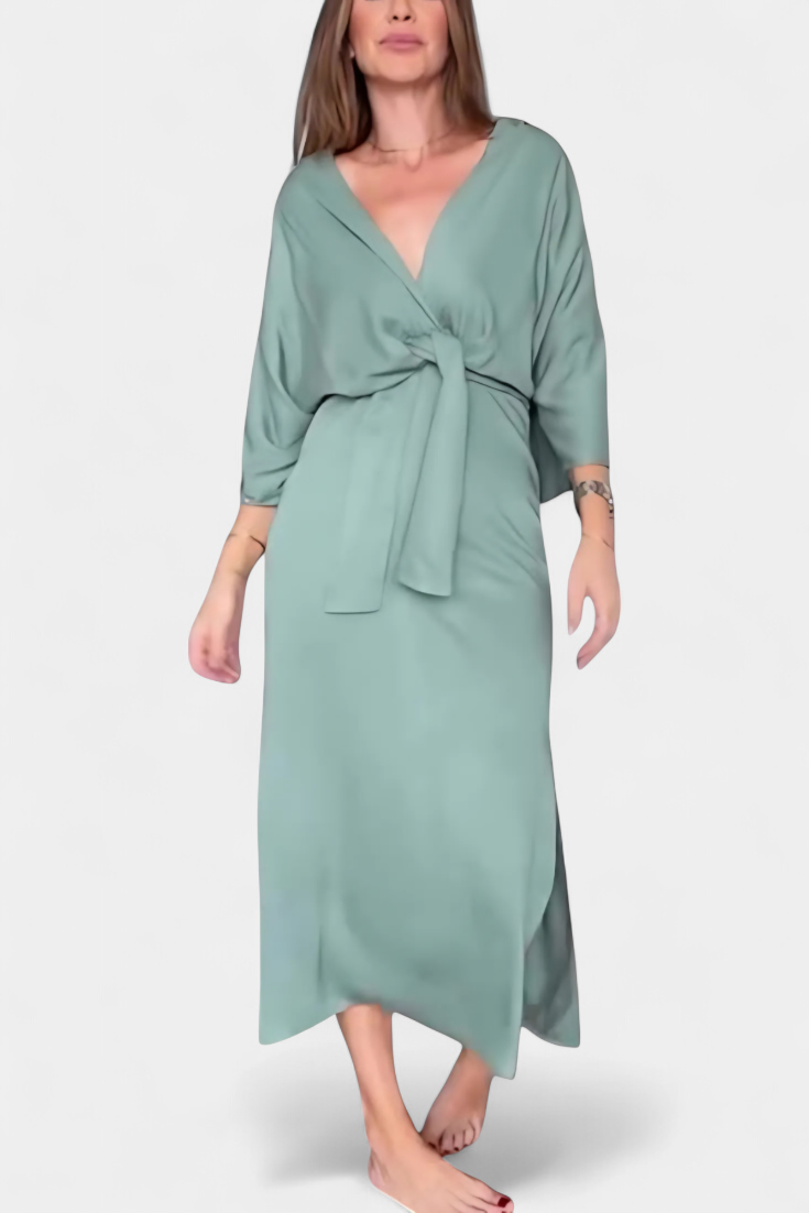 Ainhoa Casual Dress with Front Knot and V-Neck