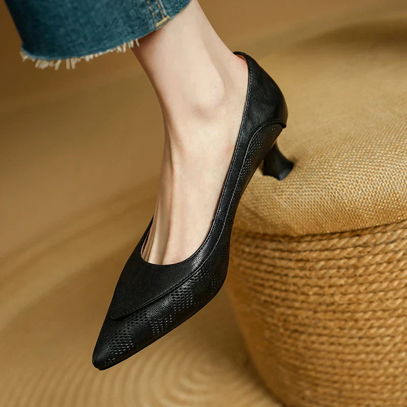 Solenza™| Fiona Elegant Pumps