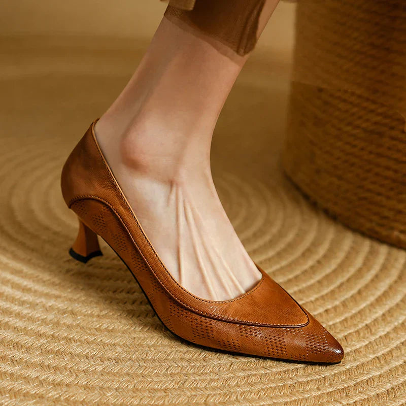 Solenza™| Fiona Elegant Pumps