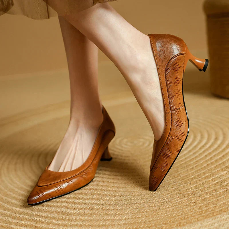 Solenza™| Fiona Elegant Pumps