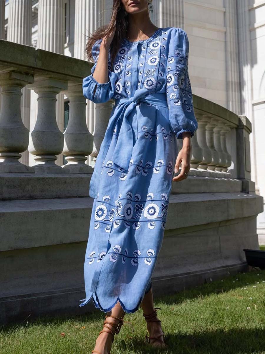 Emma - Chic Dress with Belt