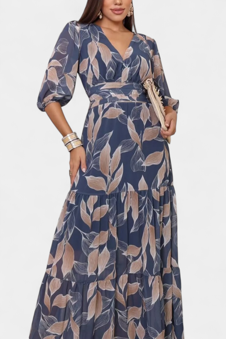 Aísha Long Floral Dress with Flowing Cut and Leaf Motif
