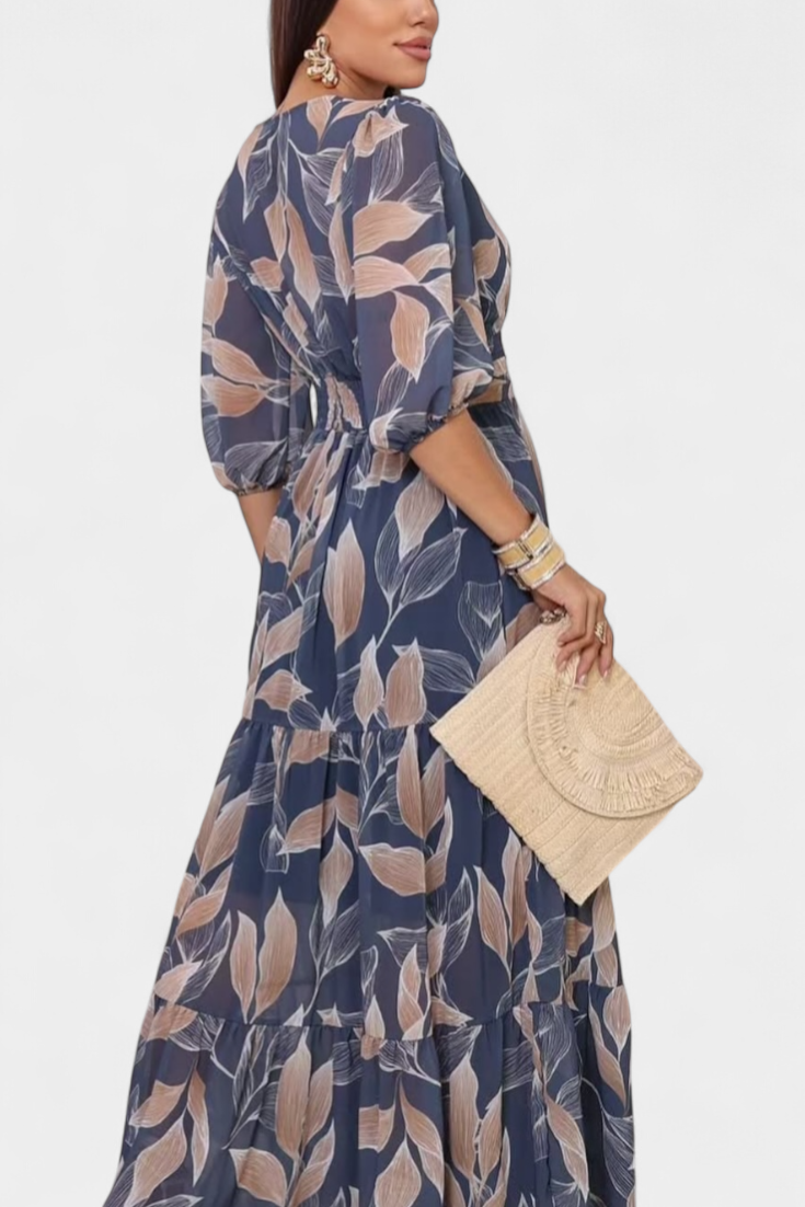 Aísha Long Floral Dress with Flowing Cut and Leaf Motif