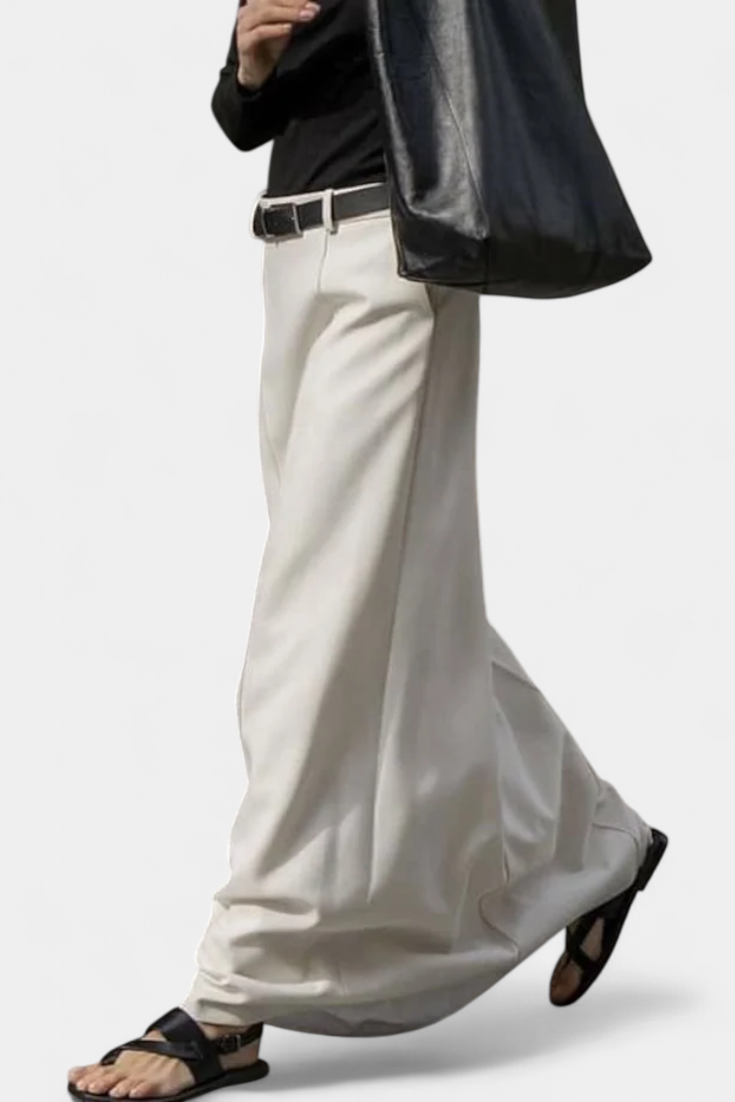 Ada | Chic Skirt with Modern Urban Style