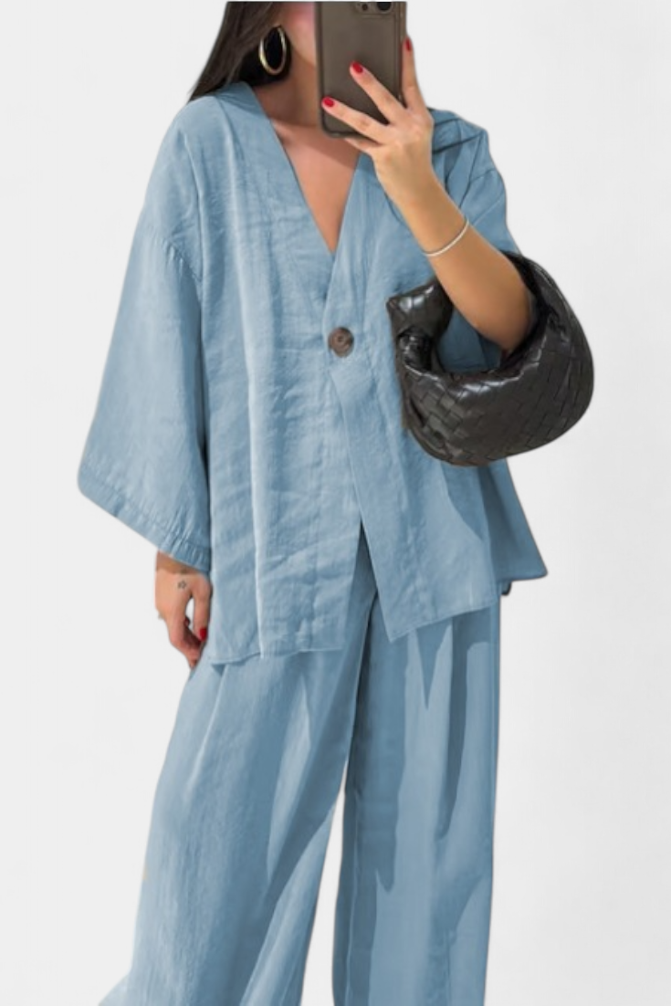 Eli Oversized Set with V-Neck Top and Straight Pants