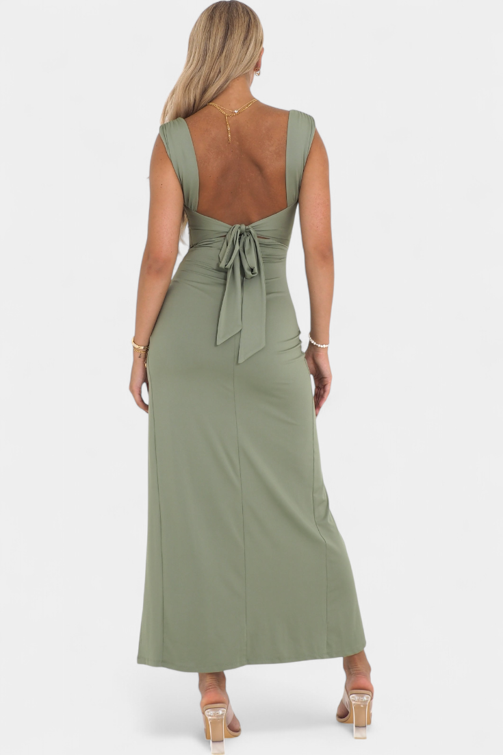 Viveka Dress with Bow on the Back and Elastic Comfort