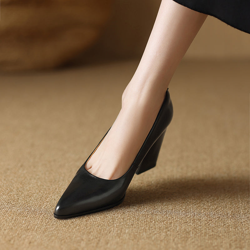 Solenza™| Verona Elegant Pumps