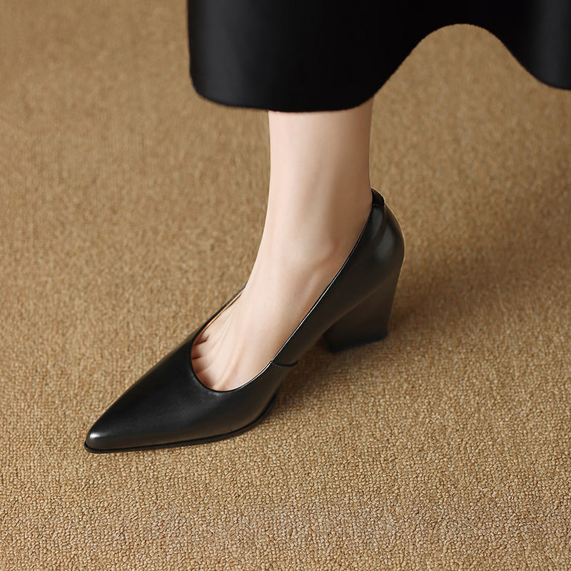 Solenza™| Verona Elegant Pumps