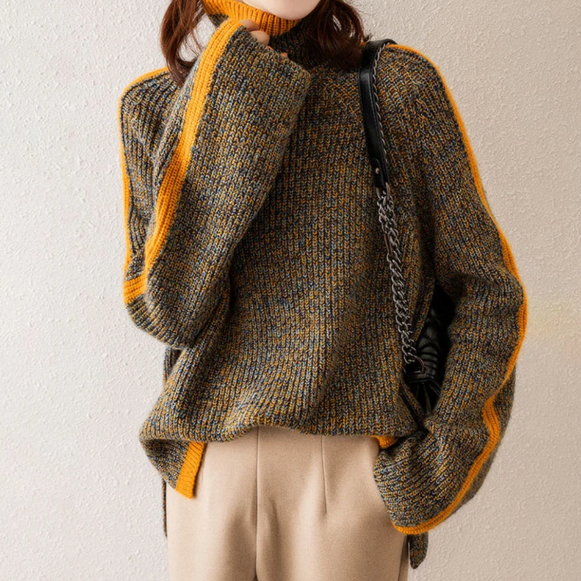 Avery™ - Cozy and Stylish Sweater