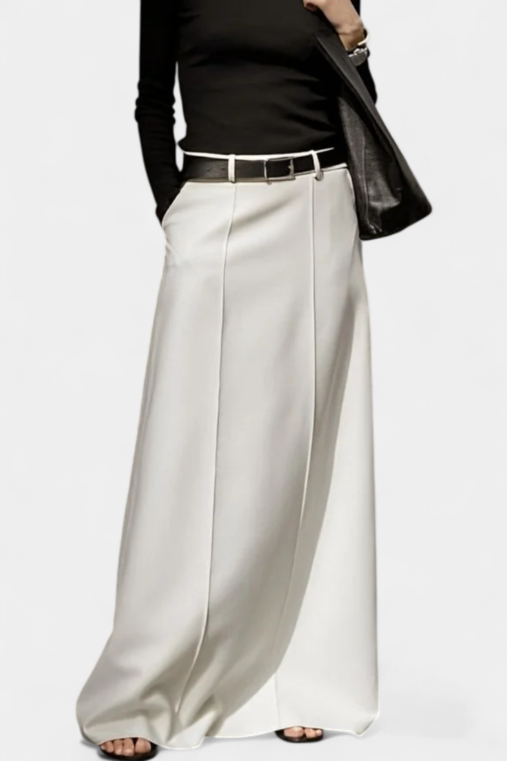 Ada | Chic Skirt with Modern Urban Style