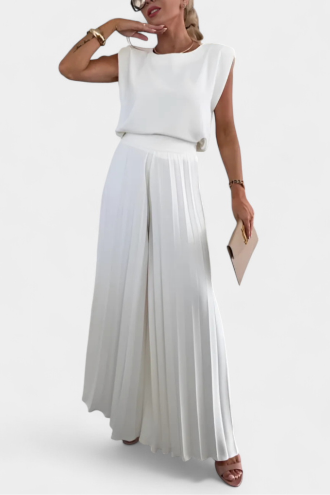 Liora Two-Piece Set with Structured Top and Pleated Pants