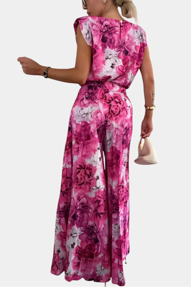 Liora Two-Piece Set with Structured Top and Pleated Pants