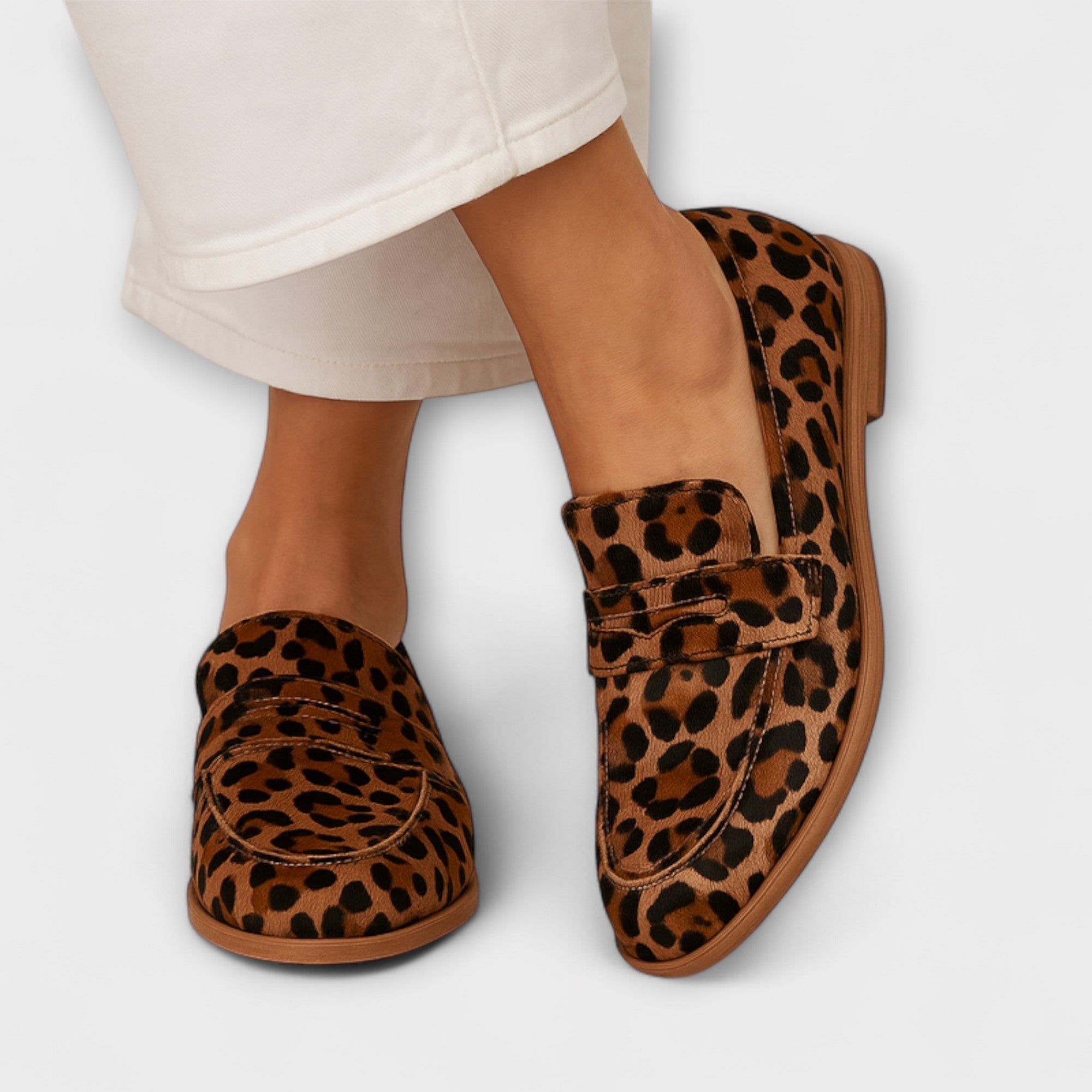 Elaine Padded Sneakers with Integral Design