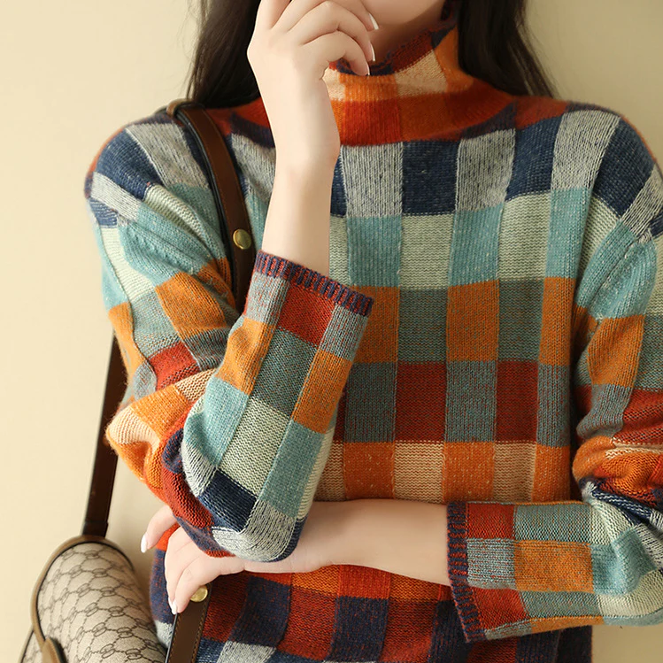 Olivia™ - Soft Cashmere Turtleneck Sweater