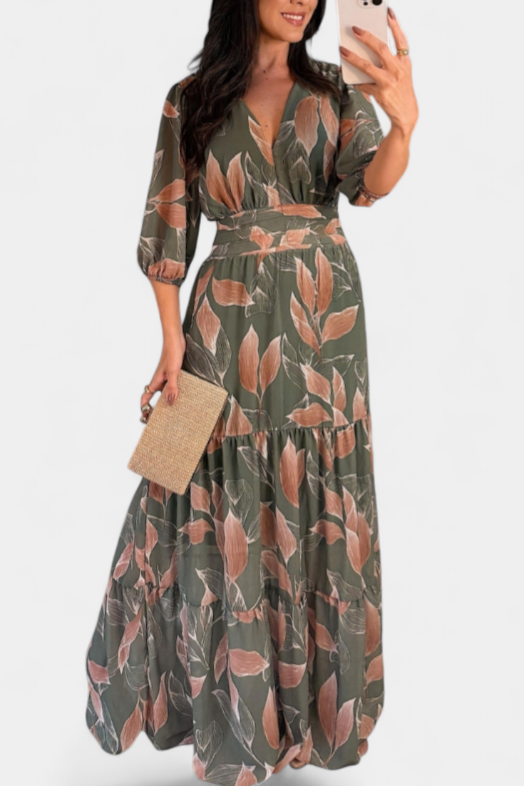 Aísha Long Floral Dress with Flowing Cut and Leaf Motif