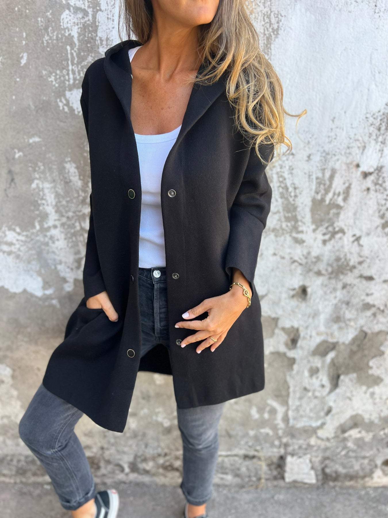 Scarlett™ - Casual One-Button Hoodie