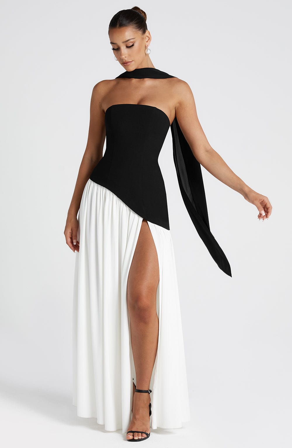 Tessa™ | Flowing and Graceful Dress
