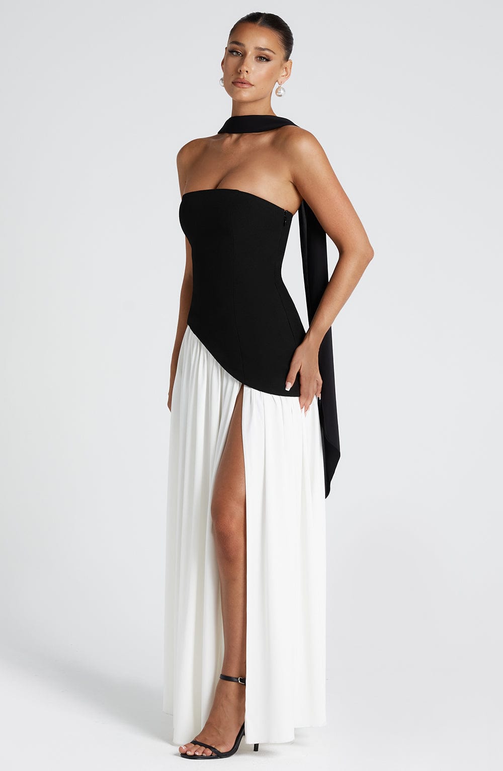 Tessa™ | Flowing and Graceful Dress