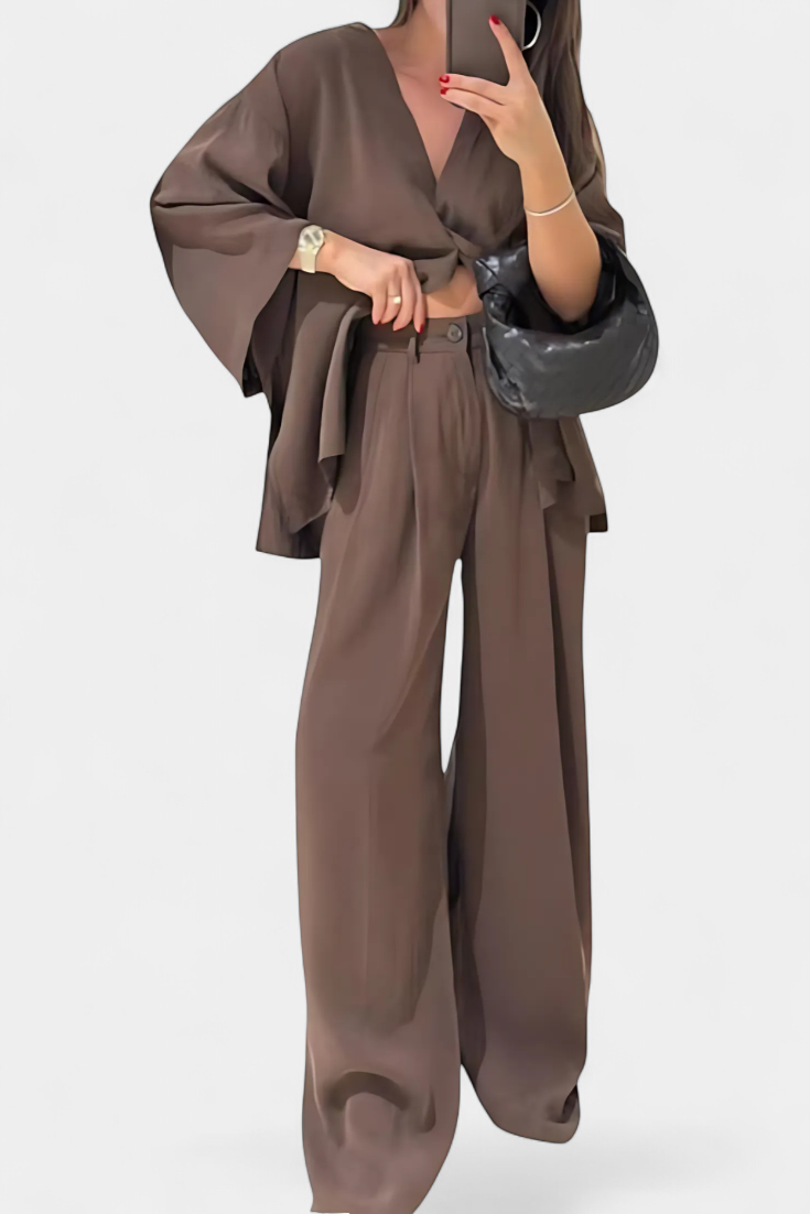 Eli Oversized Set with V-Neck Top and Straight Pants