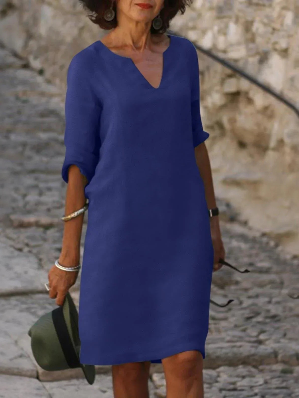 Saoirse | V-neck dress that conceals the belly