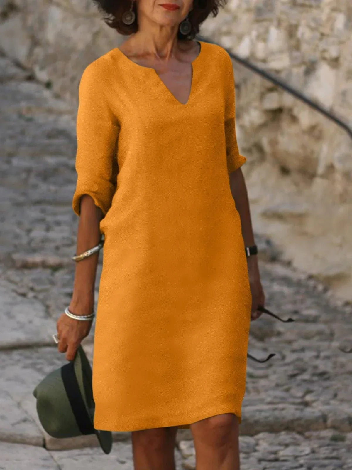 Saoirse | V-neck dress that conceals the belly