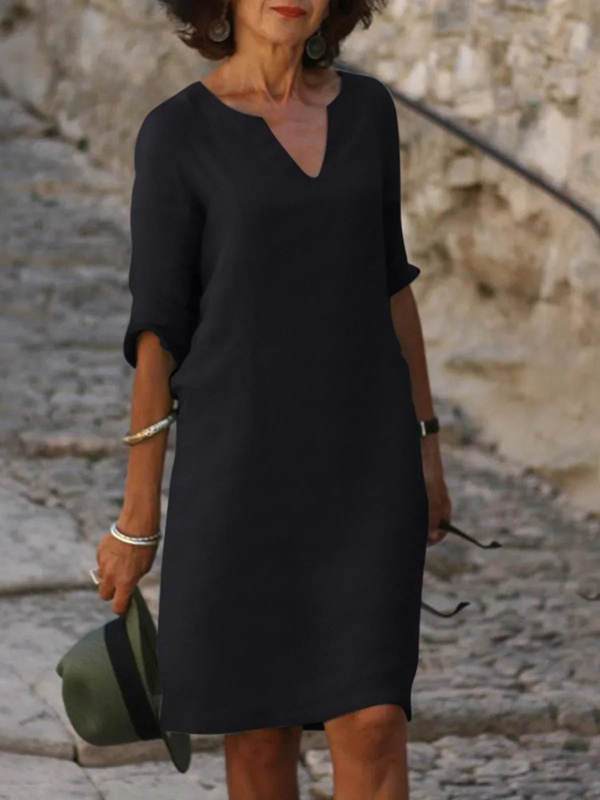 Saoirse | V-neck dress that conceals the belly